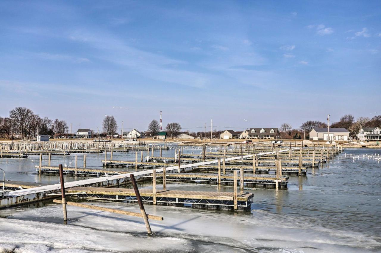 Condo With Balcony, Dock And Access To Lake Erie Sand Beach Εξωτερικό φωτογραφία