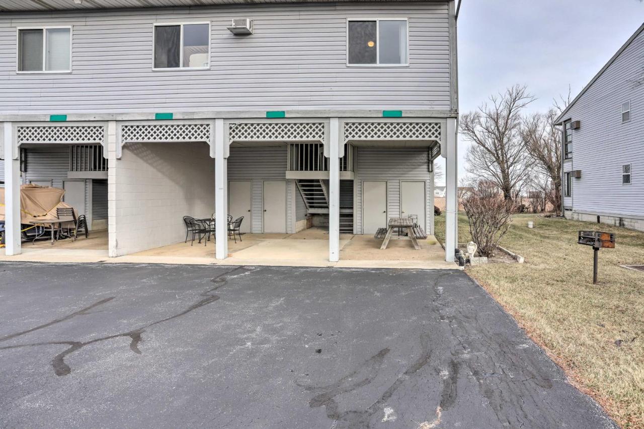 Condo With Balcony, Dock And Access To Lake Erie Sand Beach Εξωτερικό φωτογραφία