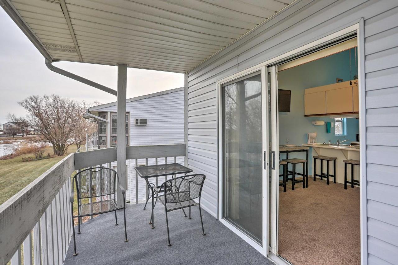 Condo With Balcony, Dock And Access To Lake Erie Sand Beach Εξωτερικό φωτογραφία